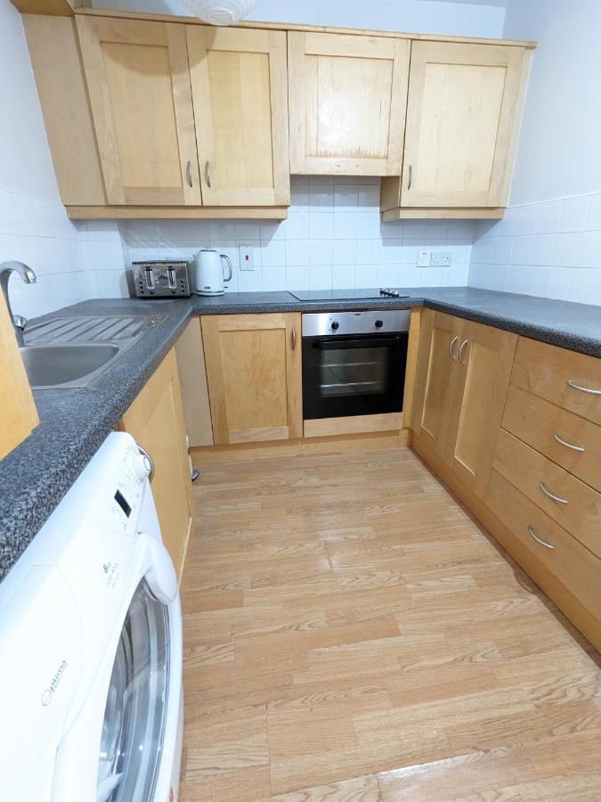 Best Location In Belfast! Free Parking Экстерьер фото
